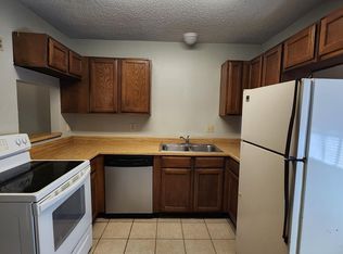 210 W Austin St APT 113, Nacogdoches, TX 75965