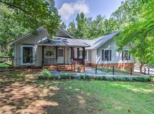 1427 Talbot Rd, Pleasant Garden, NC 27313