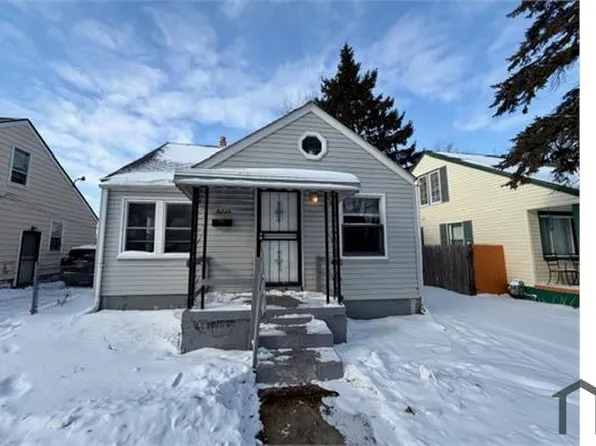 9235 Archdale St, Detroit, MI 48228