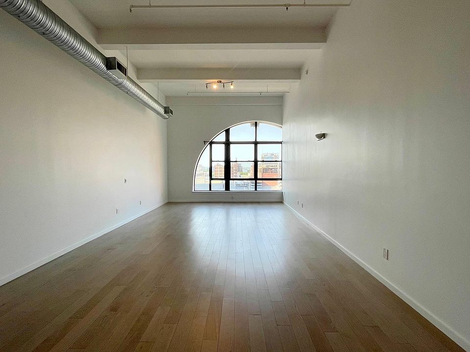 1st image of 726 Market St Unit 703
