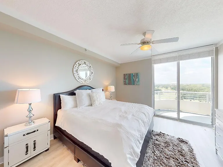 2060 Beach Blvd #601 — Photo 10