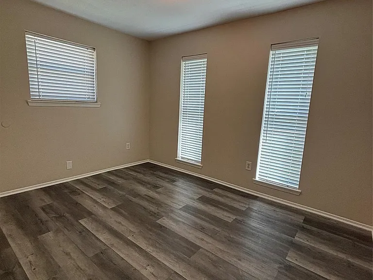 409 Bellmar Ln — Photo 9