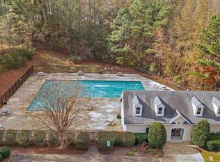 804 Silverstone Way, Holly Springs, NC 27540