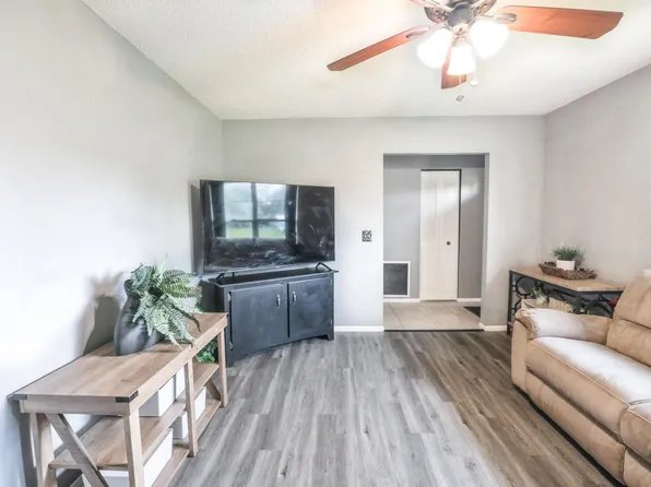 6103 Palm Drive, Fort Pierce, FL 34982