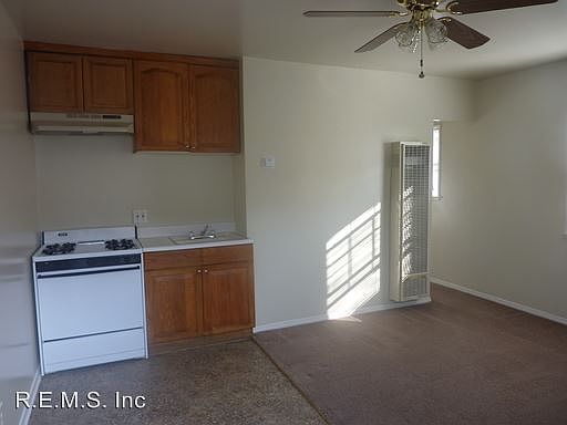 2nd image of 4098 W El Segundo Blvd