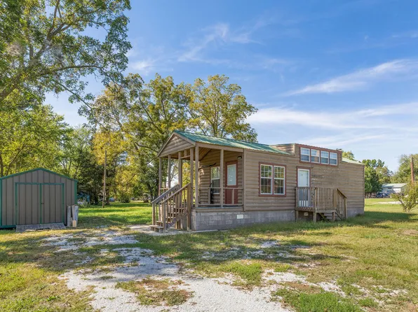 603 S Garfield Street, Humansville, MO 65674
