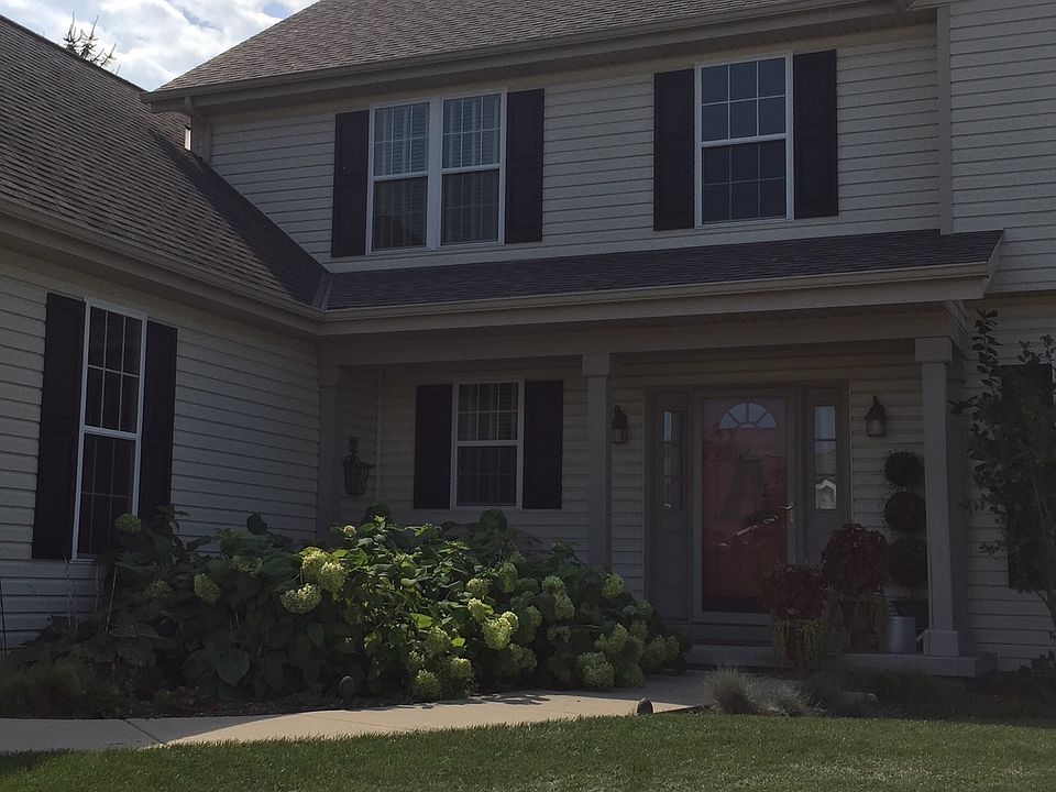 1st image of 894 Hickory Creek Dr