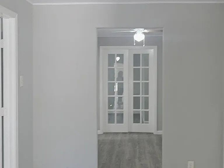 407 E Homan Ave — Photo 25