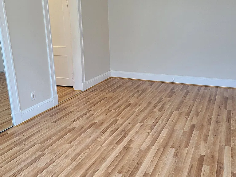 2306 Mount Royal Ter #2E — Photo 2