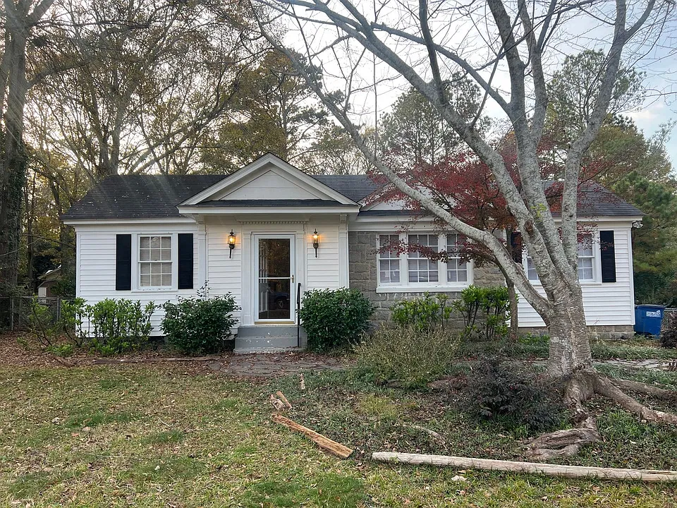 220 Gilleland Dr