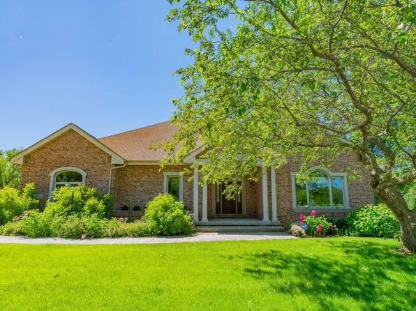 9133 Blackhawk Road, Middleton, WI 53562