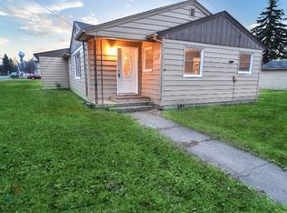 219 W Benjamin St, Linwood, MI 48634