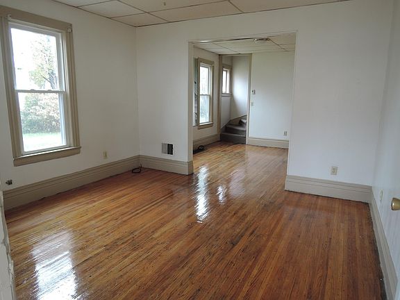 Living Room Looking into the dinning Room and stairs leading to upper level