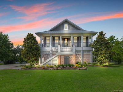 3903 River Moss Ln, Westlake, LA, 70669