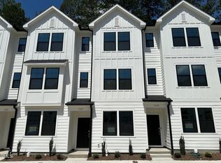 1527 Crescent Townes Way, Raleigh, NC 27604