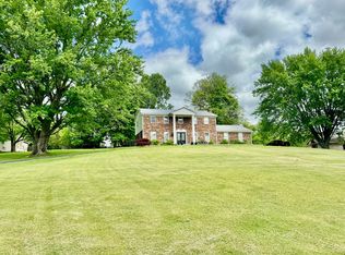 215 Goodnight Rd, Martinsville, IN 46151