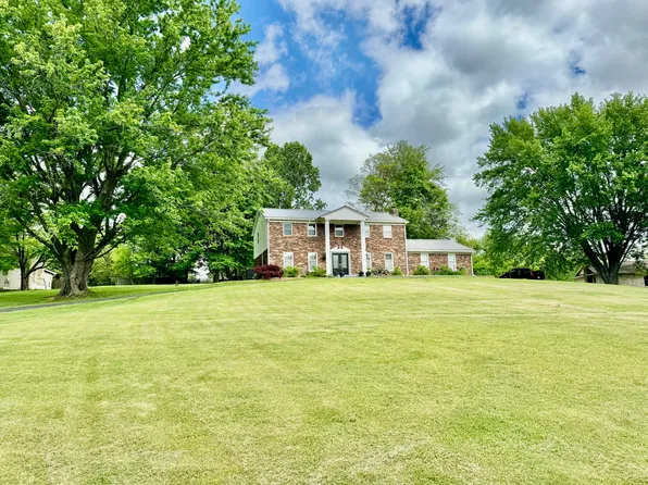 215 Goodnight Rd, Martinsville, IN 46151