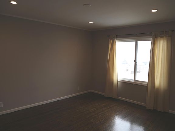 2nd image of 2417 26th Ave