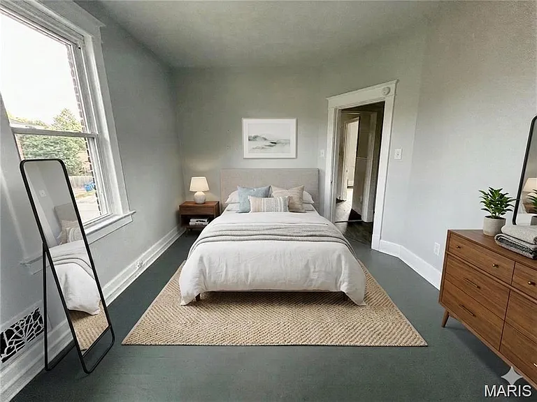 2459 State St #B — Photo 27