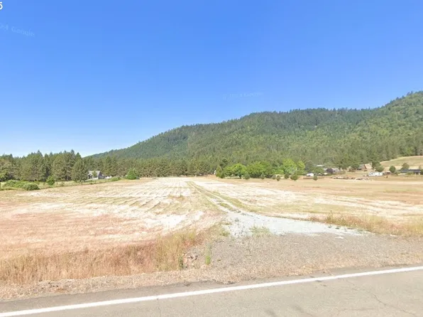 0 Junction Rd, Glendale, OR 97442