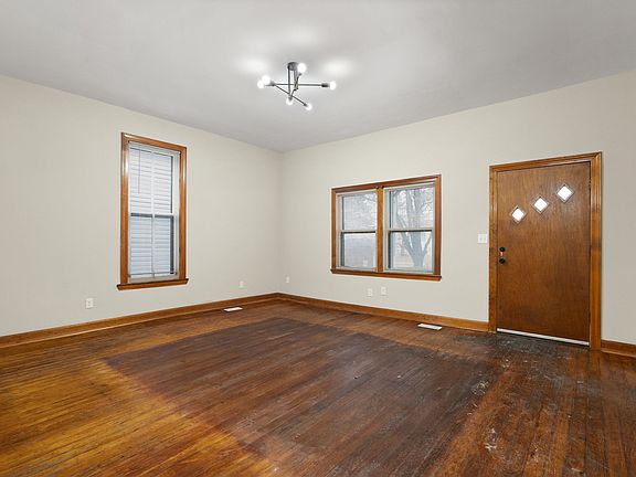 3rd image of 1709 Ekin Ave #1