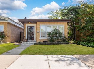 5921 S Sawyer Ave, Chicago, IL 60629