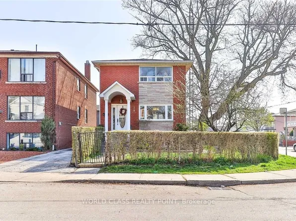 7 Cliff St, Toronto, ON M6N 4L5
