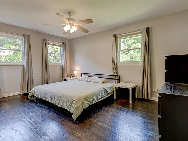 1848 Winthrop Dr SE — Photo 21