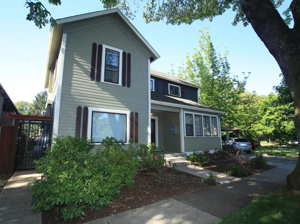 10th St. 11 Plex