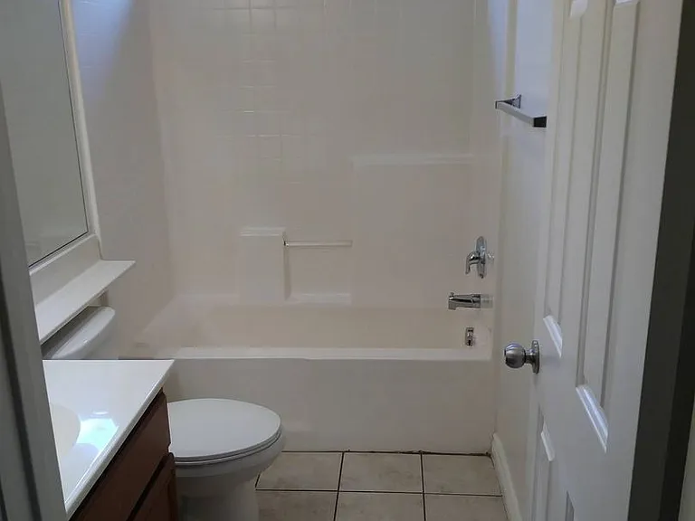 15645 Lasselle St #105 — Photo 13