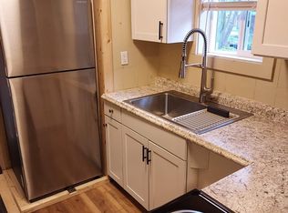 1674 Liberty St NE, Salem, OR 97301