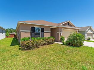 16313 Yelloweyed Dr, Clermont, FL 34714