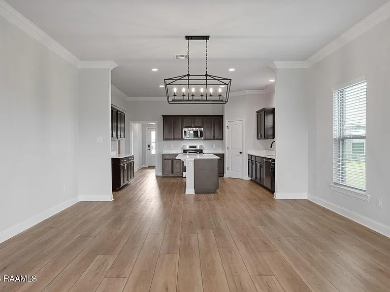 106 Bejeweled Ave — Photo 12