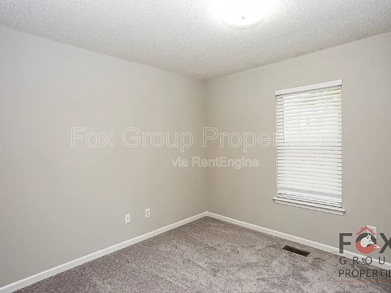 184 Brook Creek Dr — Photo 12