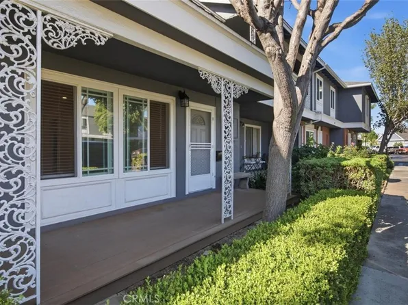 114 Lexington Ln, Costa Mesa, CA 92626