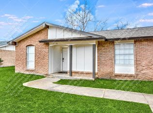 1316 Yukon Dr, Garland, TX 75040