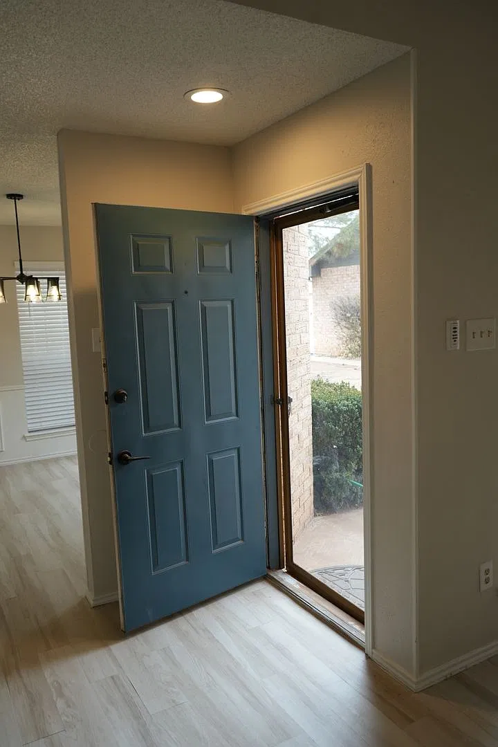 Modern, Updated 3 Bedroom 2 Bath in Southwest Lubbock — Photo 2