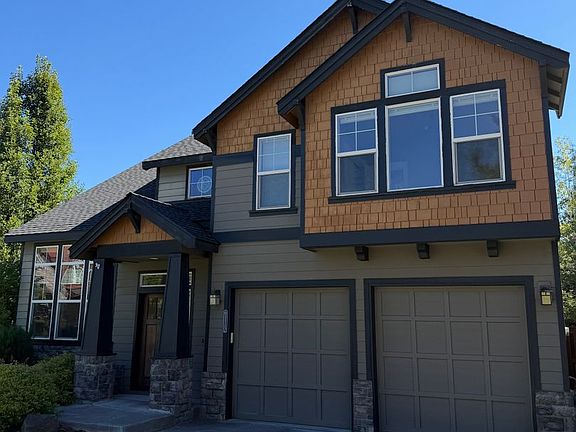 3rd image of 61112 Snowbrush Dr