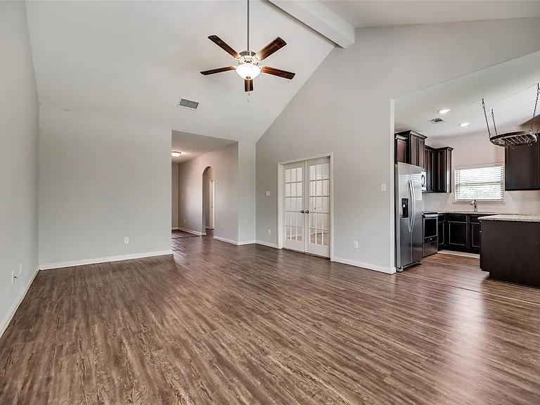 1503 Hill Top Ct — Photo 11