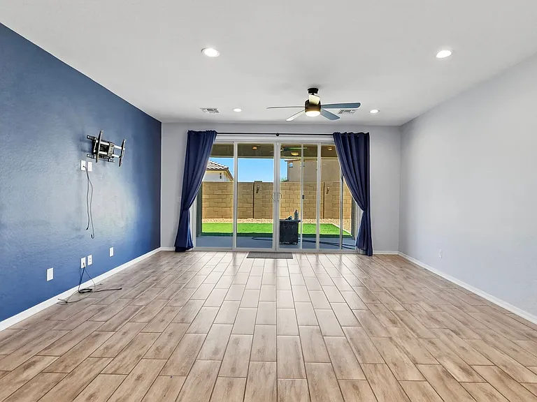 15650 W Morning Glory St — Photo 13
