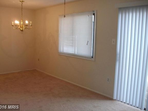 4th image of 805 Sugarland Run Dr