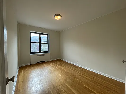 Rented by Stonehenge NYC LLC | media 2