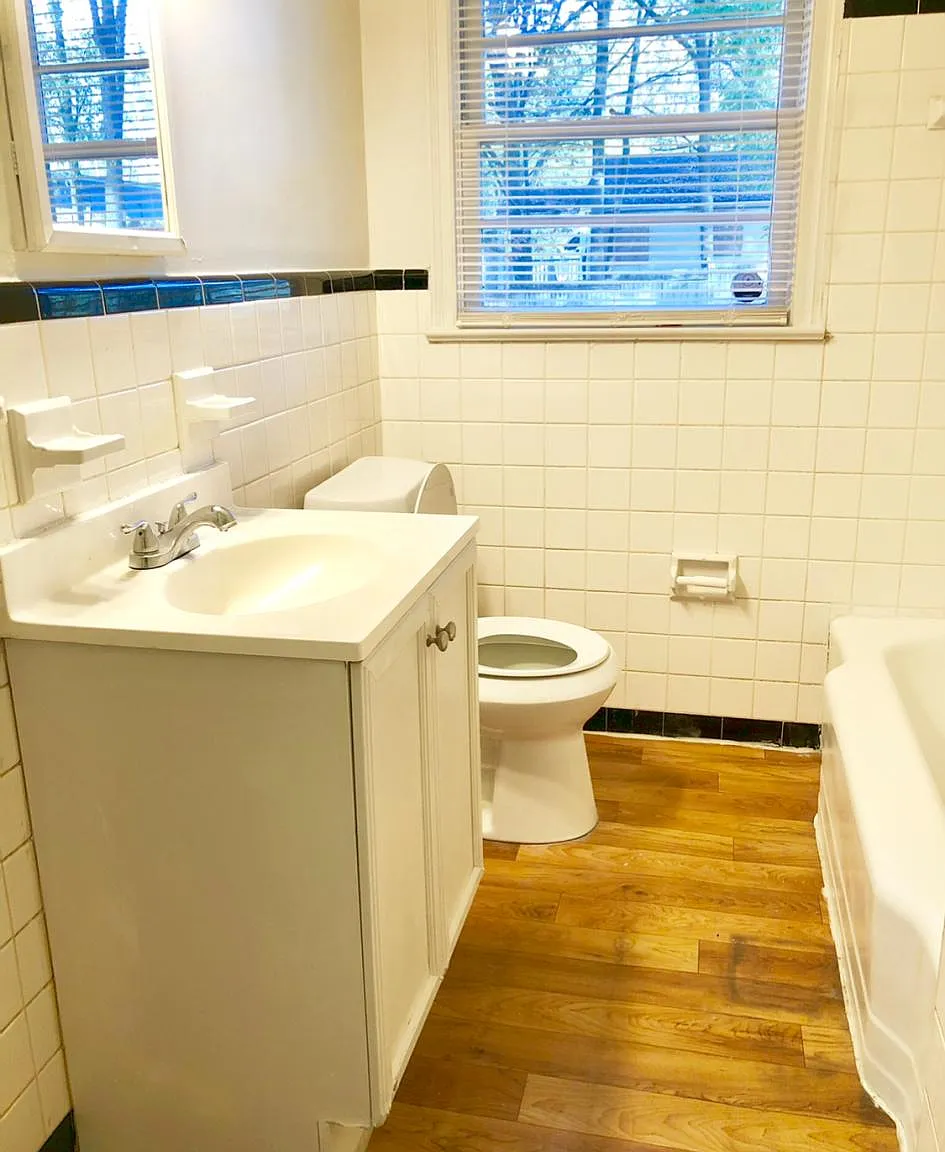 3 bed, 951 sqft, $1,450 — Photo 2