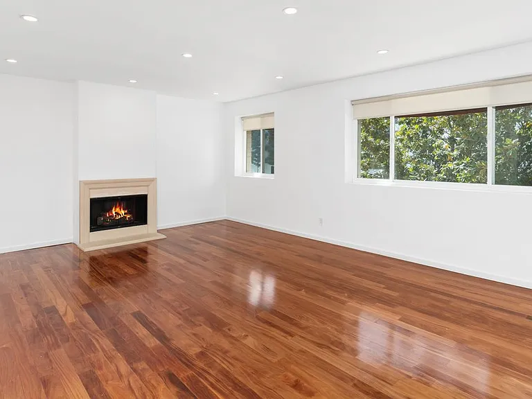 10645 Wilshire Blvd #101 — Photo 4