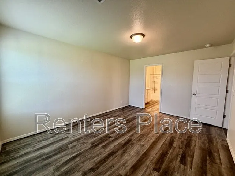 8316 E 161st Pl S — Photo 12