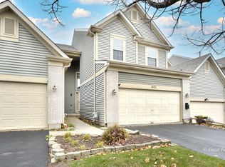 1025 Horizon Rdg, Lake In The Hills, IL 60156
