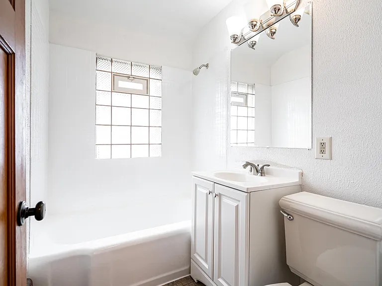 3930 S 2nd St — Photo 7
