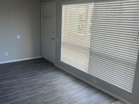 4th image of 1900 Dracena Dr APT 5
