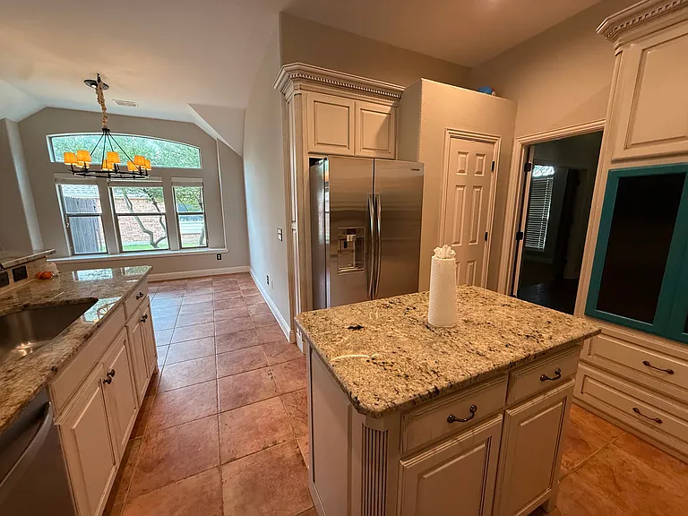 518 Creekside Dr — Photo 12
