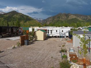 854 Muleshoe Rd, Thayne, WY 83127